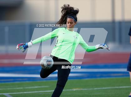 Thumbnail 2 in Archbishop Mitty @ Vista del Lago photogallery.
