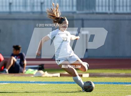 Thumbnail 3 in Archbishop Mitty @ Vista del Lago photogallery.