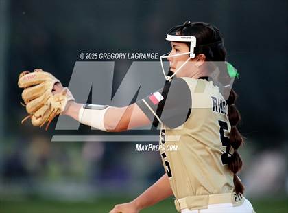 Thumbnail 1 in Chisholm Trail vs Fossil Ridge photogallery.
