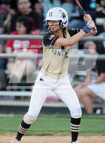 Thumbnail 2 in Chisholm Trail vs Fossil Ridge photogallery.