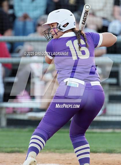 Thumbnail 1 in Chisholm Trail vs Fossil Ridge photogallery.