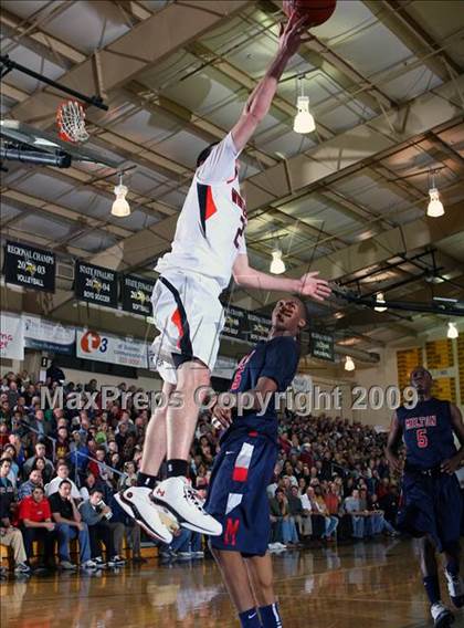 Thumbnail 1 in Winter Park vs. Milton (City of Palms Classic) photogallery.
