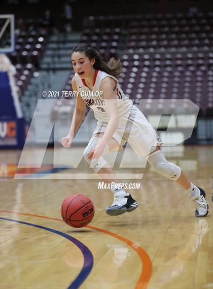 Thumbnail 3 in Carbon vs. Grantsville (UHSAA 3A 3rd Place) photogallery.