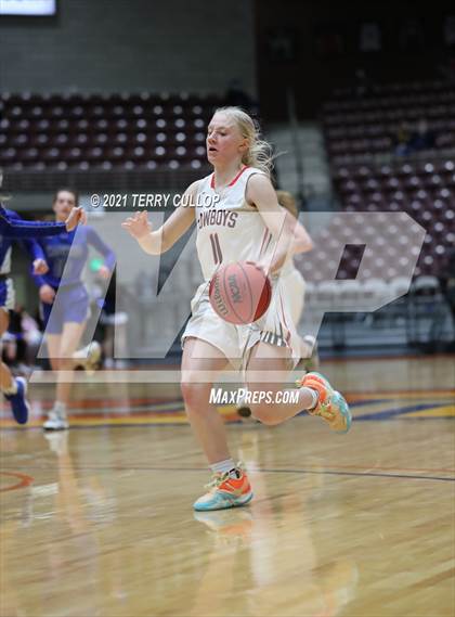 Thumbnail 1 in Carbon vs. Grantsville (UHSAA 3A 3rd Place) photogallery.