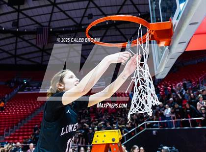 Thumbnail 3 in Lone Peak vs. Copper Hills (UHSAA 6A Final) photogallery.