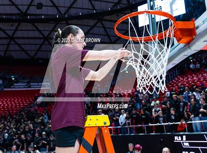 Thumbnail 1 in Lone Peak vs. Copper Hills (UHSAA 6A Final) photogallery.