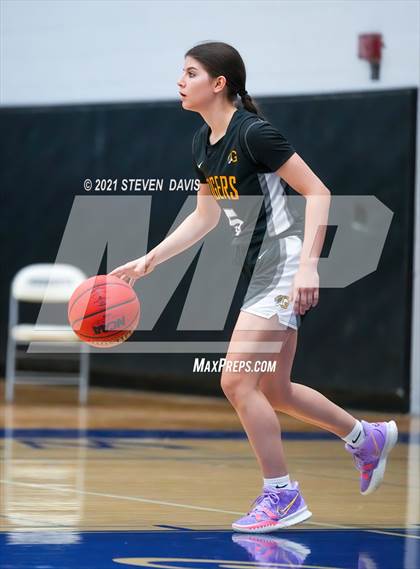 Thumbnail 1 in Gilbert @ Mesquite photogallery.