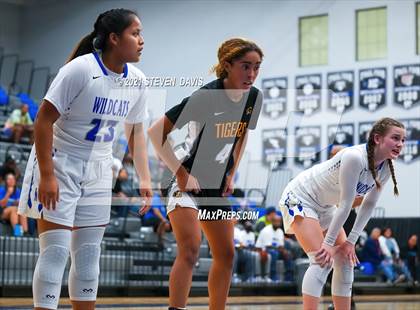Thumbnail 1 in Gilbert @ Mesquite photogallery.