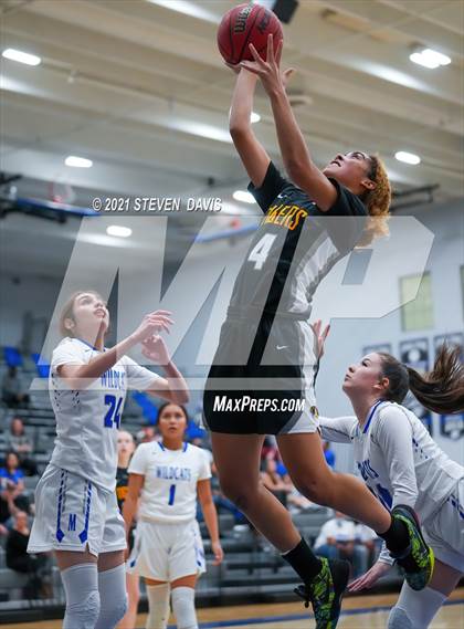 Thumbnail 1 in Gilbert @ Mesquite photogallery.