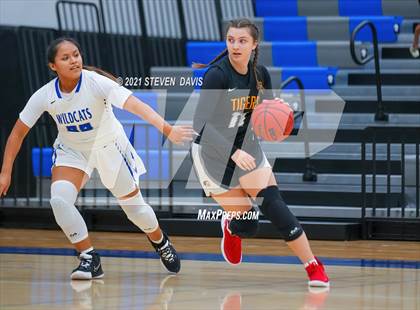 Thumbnail 2 in Gilbert @ Mesquite photogallery.