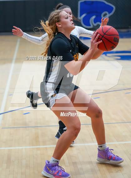 Thumbnail 1 in Gilbert @ Mesquite photogallery.