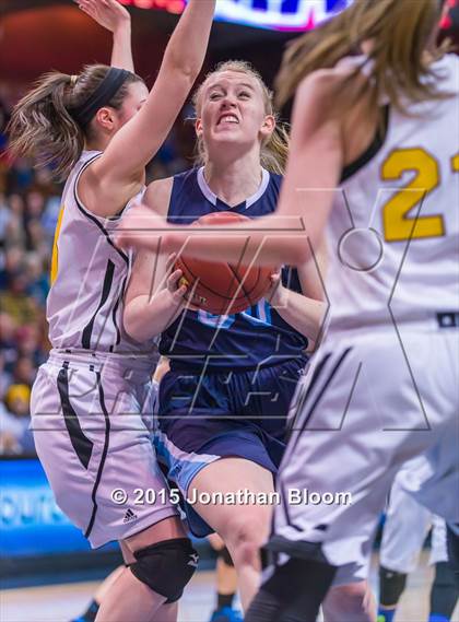 Thumbnail 3 in Wilton vs. South Windsor (CIAC Class LL Final) photogallery.