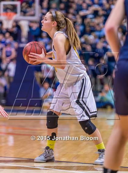 Thumbnail 3 in Wilton vs. South Windsor (CIAC Class LL Final) photogallery.
