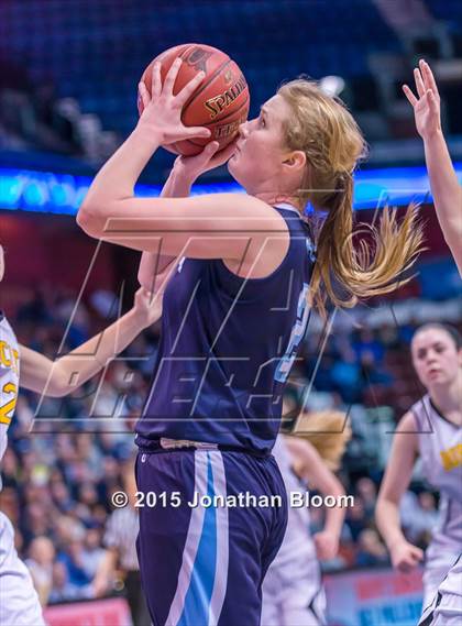 Thumbnail 1 in Wilton vs. South Windsor (CIAC Class LL Final) photogallery.