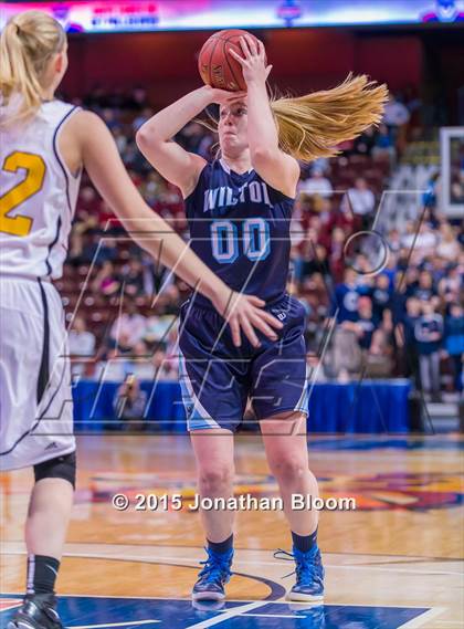 Thumbnail 1 in Wilton vs. South Windsor (CIAC Class LL Final) photogallery.