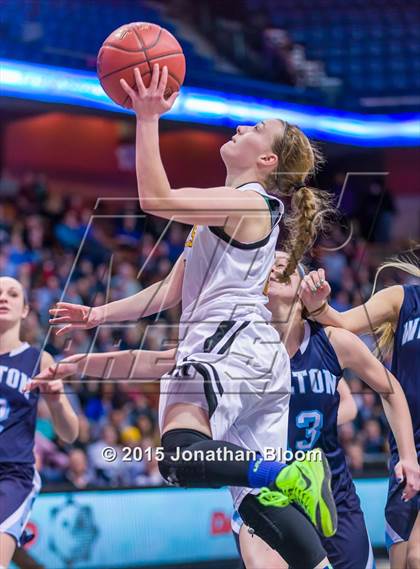 Thumbnail 3 in Wilton vs. South Windsor (CIAC Class LL Final) photogallery.