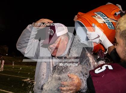 Thumbnail 2 in Canyon vs. Hereford (UIL 4A Regional Playoff) photogallery.