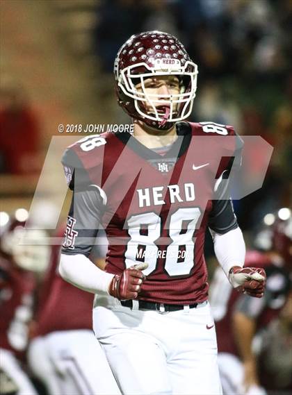 Thumbnail 3 in Canyon vs. Hereford (UIL 4A Regional Playoff) photogallery.