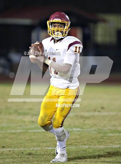 Thumbnail 1 in Science Hill @ Oakland (TSSAA Class 6A Division 1 2nd Round) photogallery.