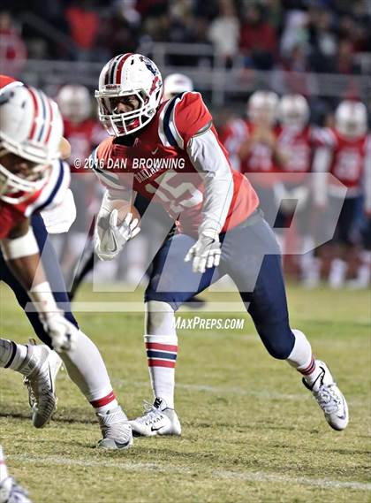 Thumbnail 2 in Science Hill @ Oakland (TSSAA Class 6A Division 1 2nd Round) photogallery.