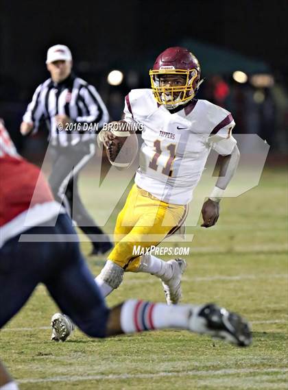 Thumbnail 3 in Science Hill @ Oakland (TSSAA Class 6A Division 1 2nd Round) photogallery.