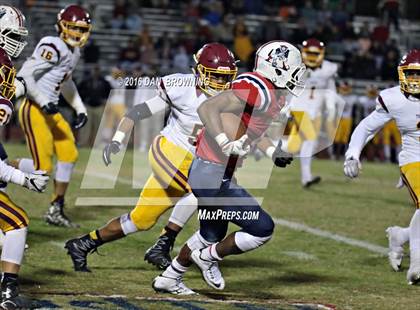 Thumbnail 3 in Science Hill @ Oakland (TSSAA Class 6A Division 1 2nd Round) photogallery.