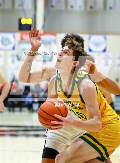 Thumbnail 3 in Northridge vs Noblesville (Holiday Tournament) photogallery.
