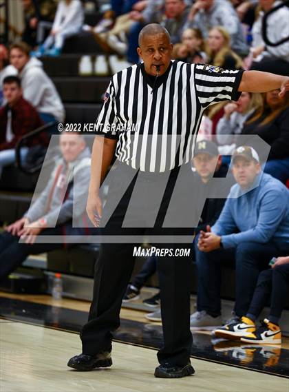 Thumbnail 2 in Northridge vs Noblesville (Holiday Tournament) photogallery.