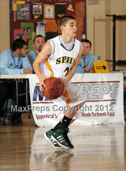 Thumbnail 3 in Sierra Pacific vs. Fairmont Prep (MaxPreps Holiday Classic) photogallery.