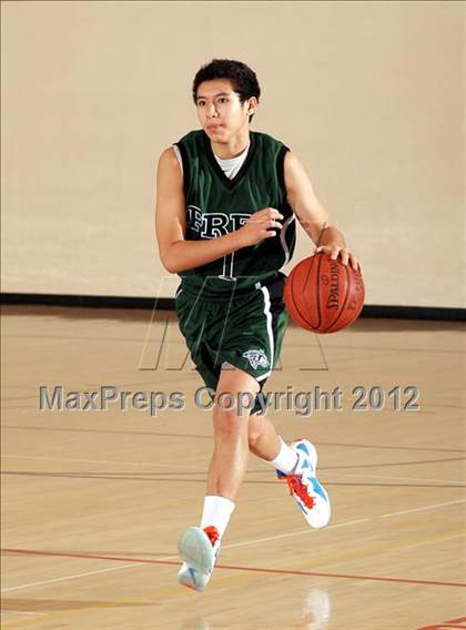 Thumbnail 3 in Sierra Pacific vs. Fairmont Prep (MaxPreps Holiday Classic) photogallery.