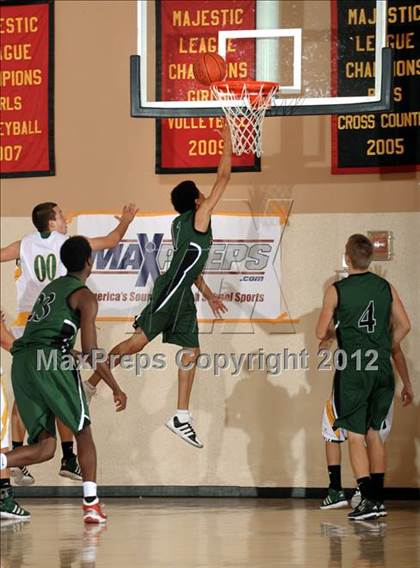 Thumbnail 3 in Sierra Pacific vs. Fairmont Prep (MaxPreps Holiday Classic) photogallery.