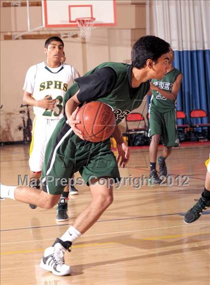 Thumbnail 3 in Sierra Pacific vs. Fairmont Prep (MaxPreps Holiday Classic) photogallery.
