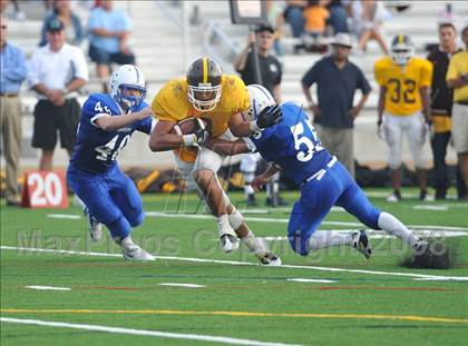 Thumbnail 2 in El Camino vs Central (CIF SDS Kickoff Classic) photogallery.