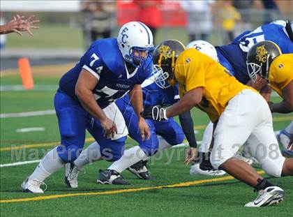 Thumbnail 3 in El Camino vs Central (CIF SDS Kickoff Classic) photogallery.