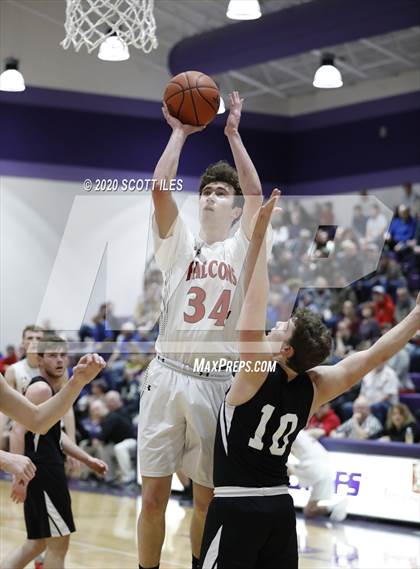 Thumbnail 1 in River Valley vs Fairfield Union (OHSAA D2 Sectional Playoff) photogallery.