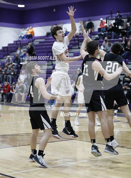 Thumbnail 1 in River Valley vs Fairfield Union (OHSAA D2 Sectional Playoff) photogallery.