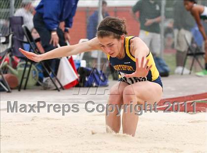 Thumbnail 3 in NYSPHSAA Track & Field Championships (Girls Long Jump) photogallery.