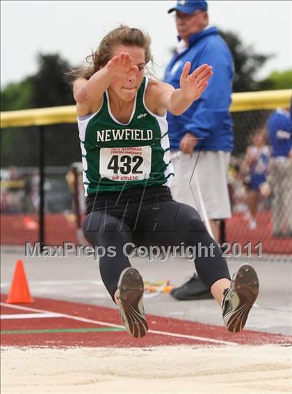 Thumbnail 2 in NYSPHSAA Track & Field Championships (Girls Long Jump) photogallery.