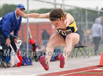 Thumbnail 1 in NYSPHSAA Track & Field Championships (Girls Long Jump) photogallery.