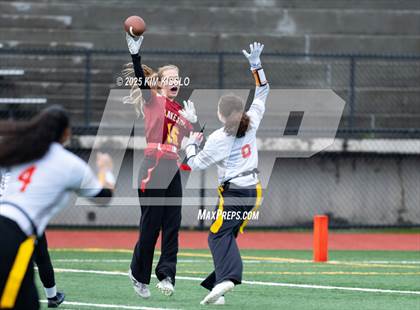 Thumbnail 2 in Rainier Beach vs Lakeside (Southwest Athletic Complex) photogallery.