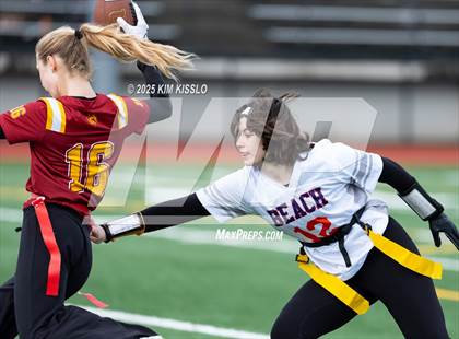 Thumbnail 2 in Rainier Beach vs Lakeside (Southwest Athletic Complex) photogallery.