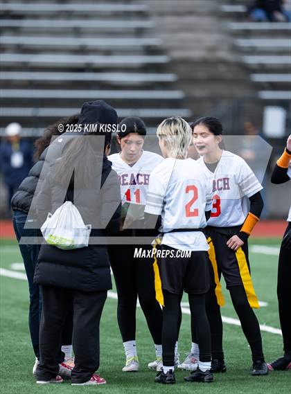Thumbnail 3 in Rainier Beach vs Lakeside (Southwest Athletic Complex) photogallery.