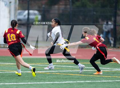 Thumbnail 2 in Rainier Beach vs Lakeside (Southwest Athletic Complex) photogallery.