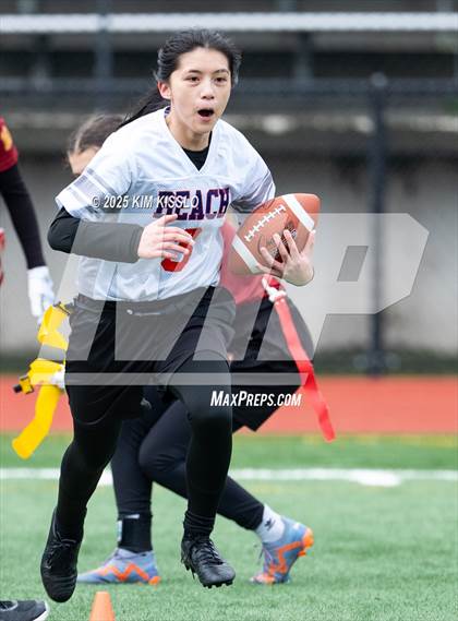 Thumbnail 3 in Rainier Beach vs Lakeside (Southwest Athletic Complex) photogallery.