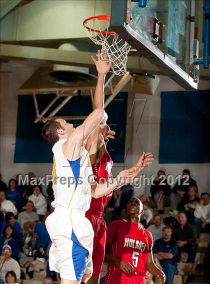 Thumbnail 3 in Holmes @ Newport Central Catholic photogallery.