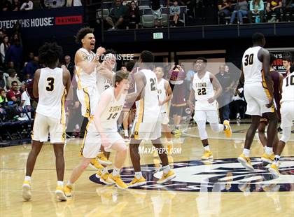 Thumbnail 3 in Bishop O'Dowd vs. Las Lomas (CIF NCS D2 Final) photogallery.