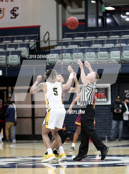 Thumbnail 2 in Bishop O'Dowd vs. Las Lomas (CIF NCS D2 Final) photogallery.