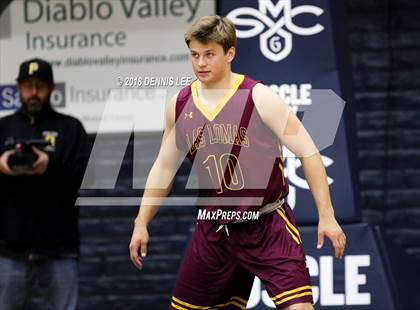 Thumbnail 3 in Bishop O'Dowd vs. Las Lomas (CIF NCS D2 Final) photogallery.