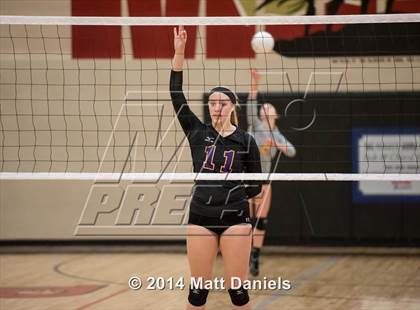 Thumbnail 3 in Littleton vs. Falcon (CHSAA 4A Region 2 Playoff) photogallery.