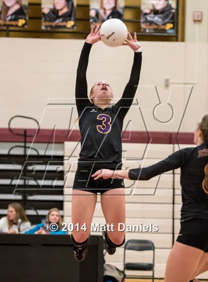 Thumbnail 3 in Littleton vs. Falcon (CHSAA 4A Region 2 Playoff) photogallery.
